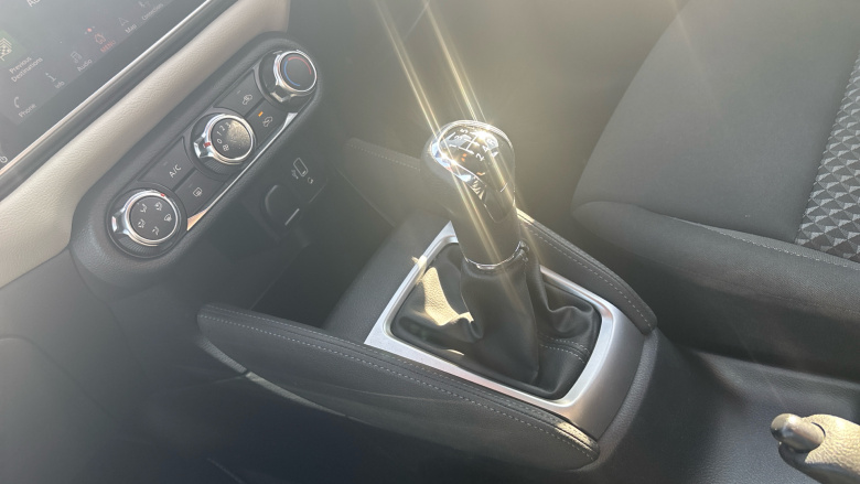 Nissan Micra 1.0 IG-T 92 Acenta 5dr [Nav] Petrol Hatchback